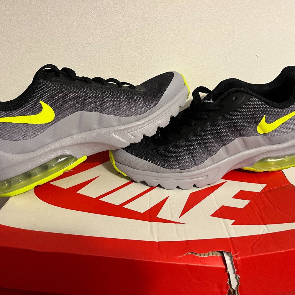 🔥 Nike Air Max Invigor | 6Y / Women’s 7.5 | Brand New | ⚠️📦 🔥